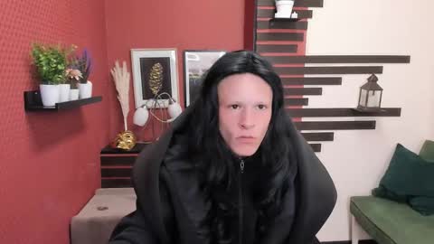 Chloe online show from September 29, 10:46 am