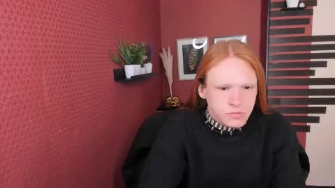 Chloe online show from October 7, 9:35 am