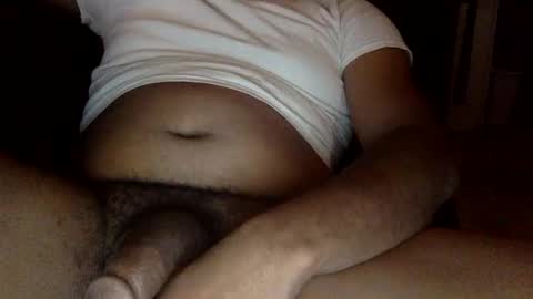 Snapshot of chocoschlong83 chatting on December 24, 6:22 am chocoschlong83 online show from December 24, 6:22 am