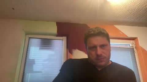 Chris online show from February 6, 8:22 am