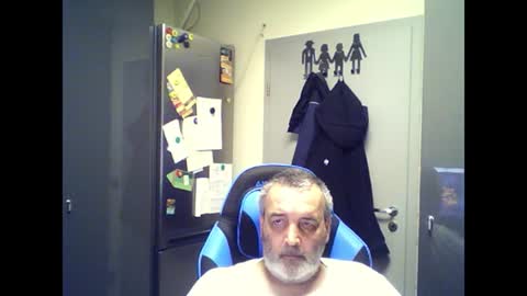 Chris online show from June 27, 8:06 am