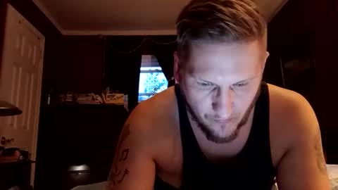 Snapshot of chris2fur87 chatting on October 26, 10:34 pm Christopher the Blue-Eye Guy online show from October 26, 10:34 pm