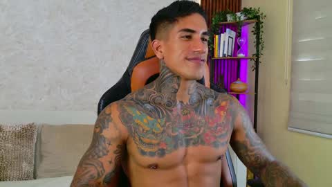 chris reilly online show from September 28, 8:40 pm