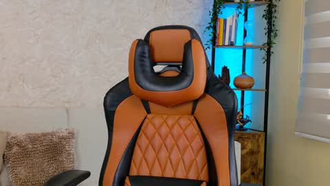 chris reilly online show from January 19, 7:37 pm