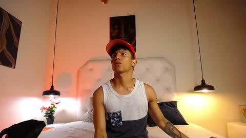 Chris Weell online show from January 3, 8:22 pm