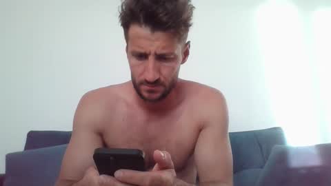 chrisaron online show from May 5, 4:14 am