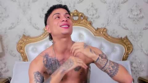 Chris online show from November 30, 7:49 pm