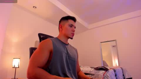 chrismorgan24 online show from February 15, 12:39 am