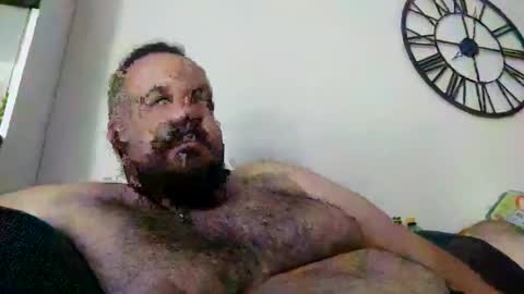 chris  ole online show from April 18, 5:03 pm