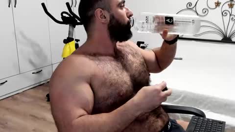 M Christian Stark online show from December 19, 1:51 pm