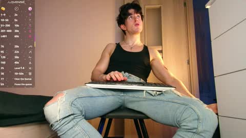 UPVOTE ME ------  ILL DO SOMETHING FOR FREE online show from January 11, 4:55 pm