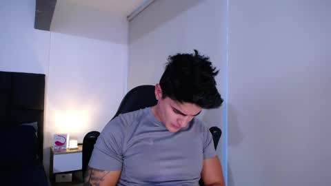 Snapshot of christianvalenzia chatting on January 17, 1:03 pm Christian online show from January 17, 1:03 pm
