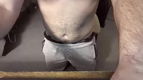 chrisw8121 online show from February 14, 5:35 am