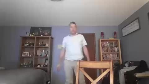 Snapshot of chrisw8121 chatting on October 15, 11:23 pm chrisw8121 online show from October 15, 11:23 pm