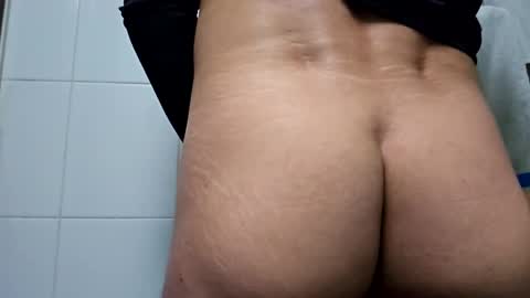 Jhonnyy online show from March 5, 3:41 am