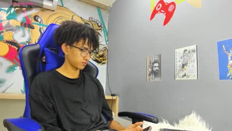 Cj Bocanegra online show from January 2, 12:13 pm