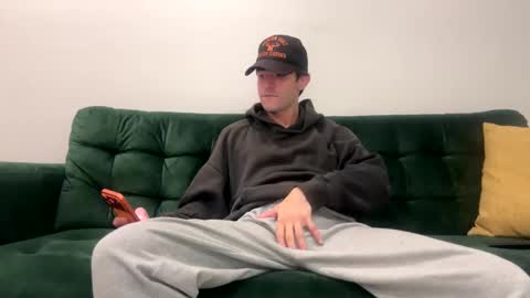 ckeefer96 online show from March 15, 10:49 pm