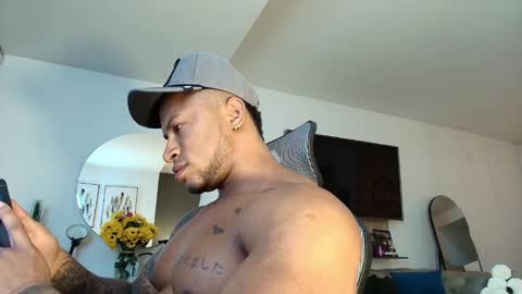 clark_strong online show from February 26, 8:42 pm