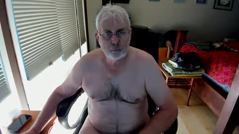 Snapshot of cloudalert62 chatting on September 24, 9:35 pm cloudalert62 online show from September 24, 9:35 pm