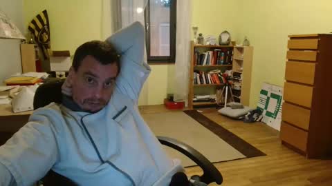 clouplefun online show from December 21, 6:09 am