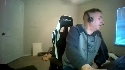 Snapshot of cmypenis chatting on December 8, 3:45 pm Master Bates online show from December 8, 3:45 pm