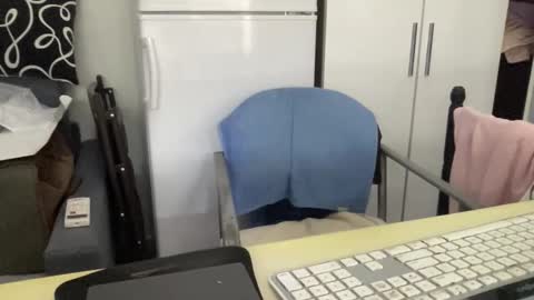 Coach Karl Porn Star Tip me all the way to my next trip online show from October 22, 11:36 am