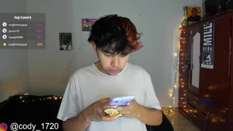 Snapshot of cody_evanss chatting on March 7, 2:36 am cody online show from March 7, 2:36 am