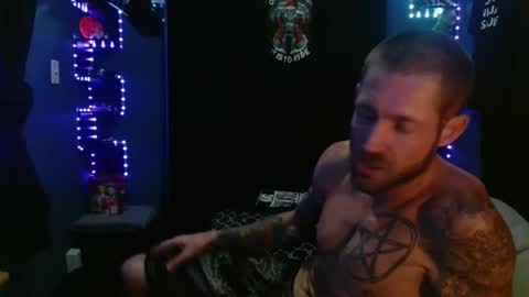 colevan2390 online show from December 20, 11:34 pm