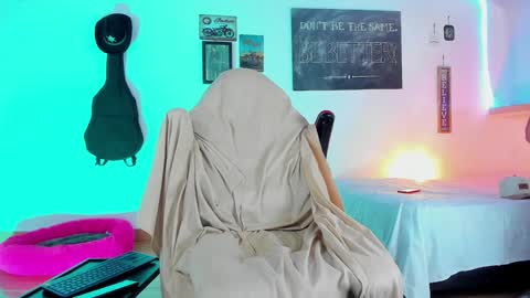 colin_stone online show from January 11, 6:44 pm