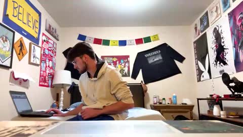 college_packing_8 online show from October 25, 3:14 pm