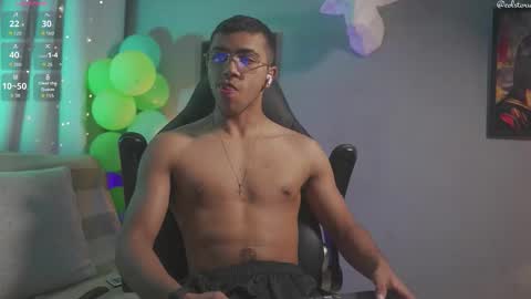 colstorw_ online show from March 16, 10:08 am