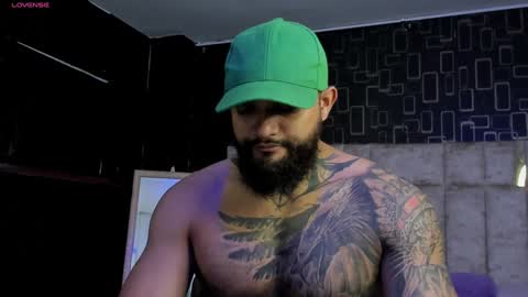 rusfegui online show from December 28, 3:26 am