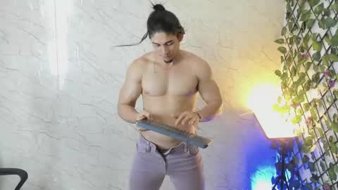 Connor online show from March 5, 8:05 pm