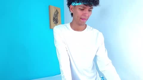 Connor online show from November 7, 10:46 pm