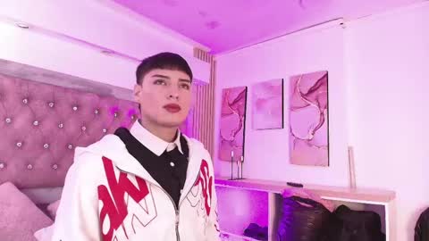 Connor   online show from May 23, 12:54 pm