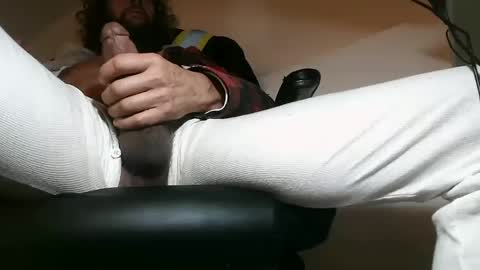 bearded hairy pits big brown cock online show from January 20, 1:00 pm