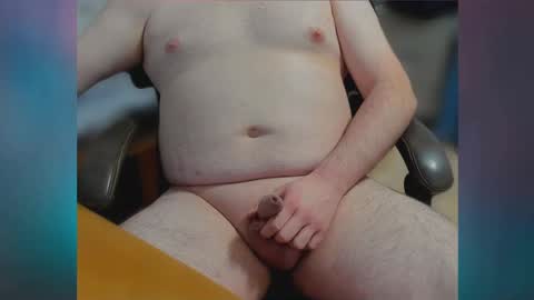 Snapshot of consuela0112 chatting on March 9, 10:30 pm consuela0112 online show from March 9, 10:30 pm