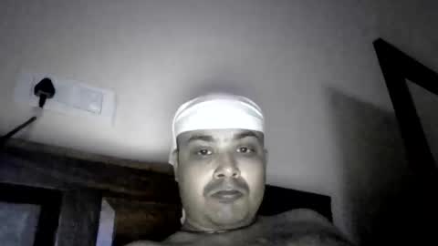 Cool Breeze09 online show from March 8, 6:23 pm