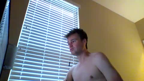Snapshot of cooldude122222 chatting on January 21, 2:44 pm cooldude122222 online show from January 21, 2:44 pm