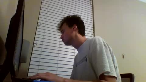 Snapshot of cooldude122222 chatting on February 15, 1:00 am cooldude122222 online show from February 15, 1:00 am