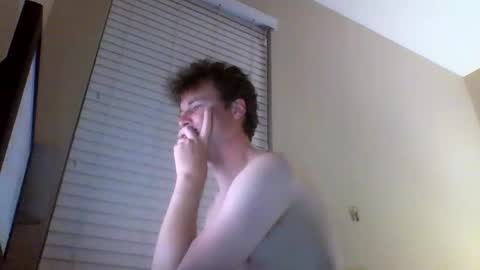 Snapshot of cooldude122222 chatting on March 11, 3:59 am cooldude122222 online show from March 11, 3:59 am