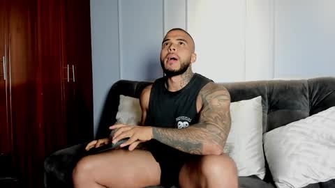 DaveMonsalve online show from January 22, 1:20 am