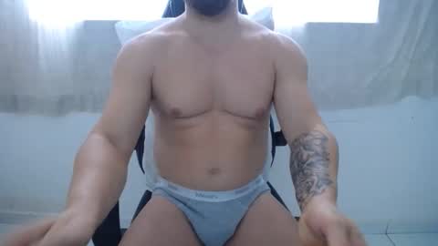 Snapshot of corolaxxl chatting on October 12, 2:11 pm corolaxxl online show from October 12, 2:11 pm