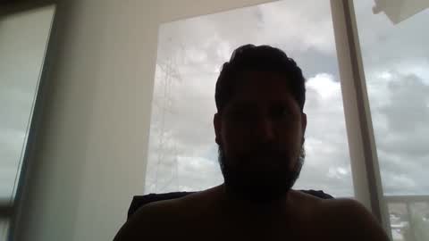Snapshot of cr1585 chatting on October 18, 3:17 pm Rico TicoAmigas online show from October 18, 3:17 pm