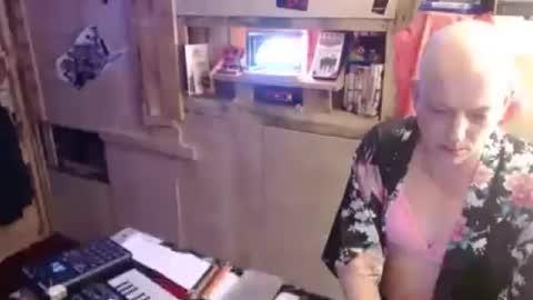 crash_gothic online show from July 3, 8:53 am
