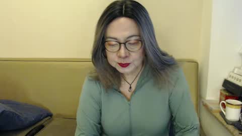 Kelly   online show from February 12, 8:16 am