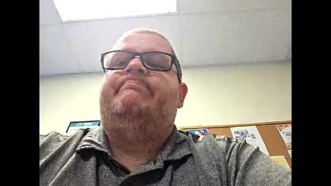 The hopeless romantic online show from March 13, 2:30 am