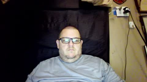 The hopeless romantic online show from December 3, 9:12 pm