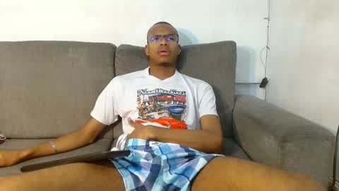 criss_zuri online show from October 27, 11:56 am