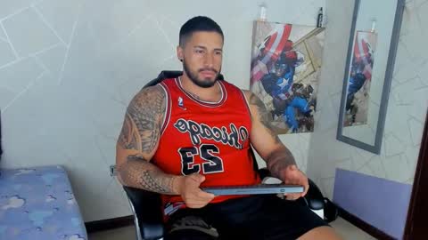 cristian walker online show from February 7, 12:39 pm